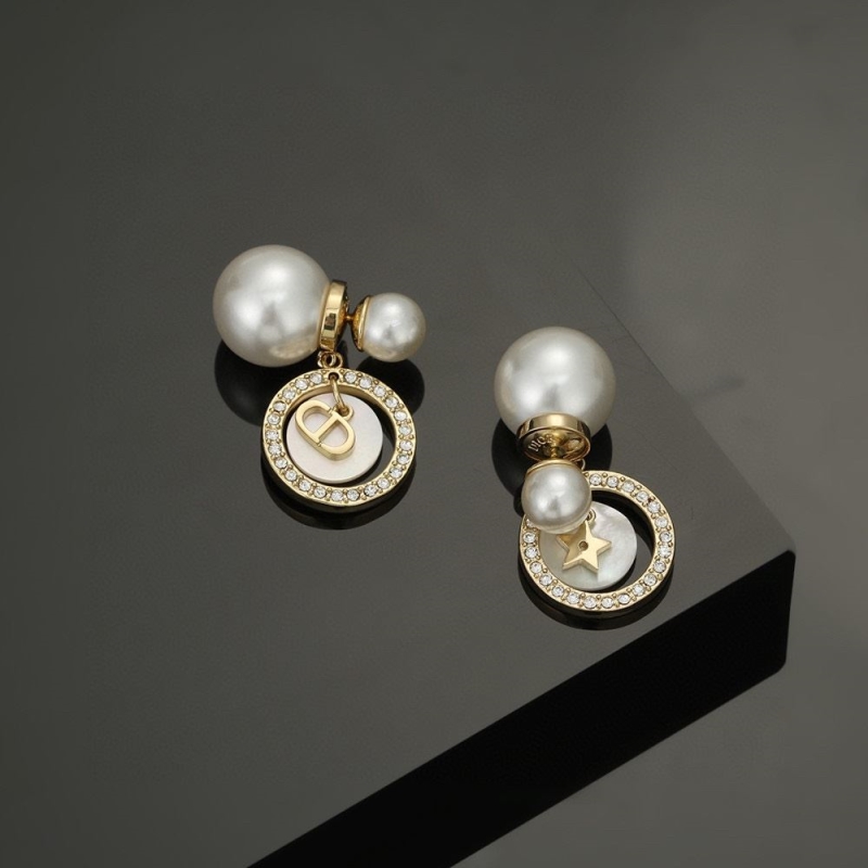 chr1st1an D10r earrings